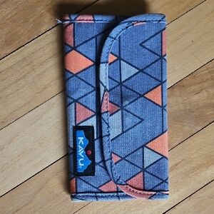 KAVU Geometric Wallet
